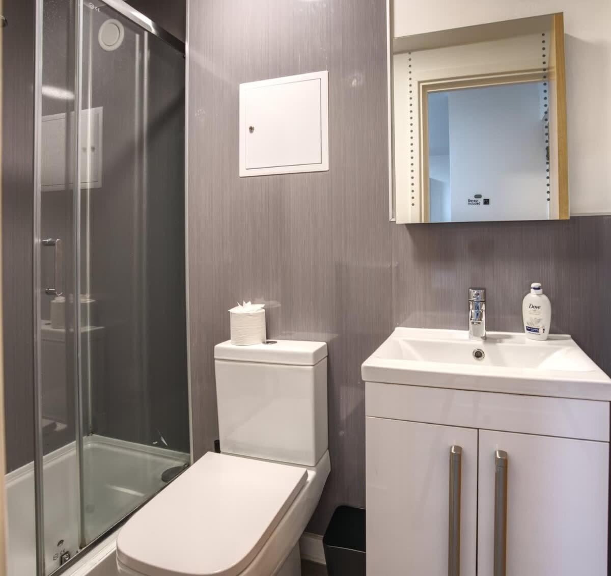 2Br City Centre Apt, Self Check In, Wifi, By Derbnb Sheffield Ngoại thất bức ảnh
