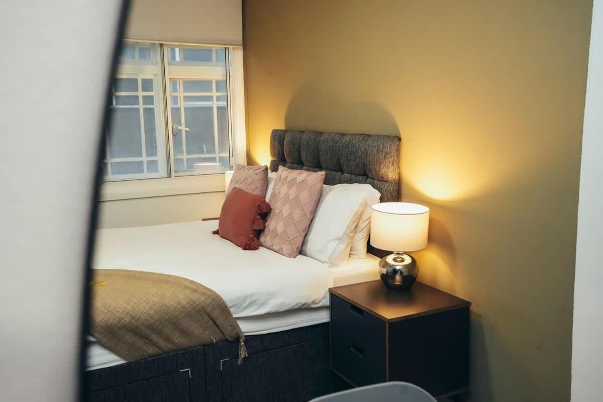 2Br City Centre Apt, Self Check In, Wifi, By Derbnb Sheffield Ngoại thất bức ảnh