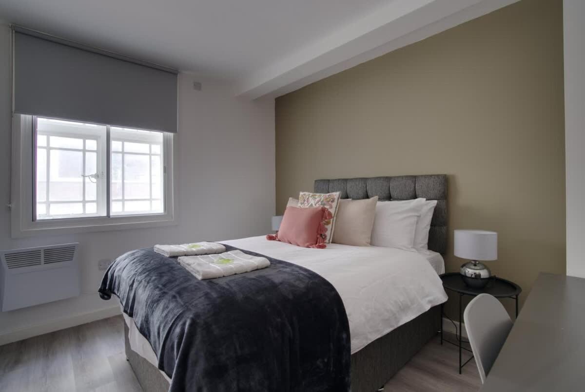 2Br City Centre Apt, Self Check In, Wifi, By Derbnb Sheffield Ngoại thất bức ảnh