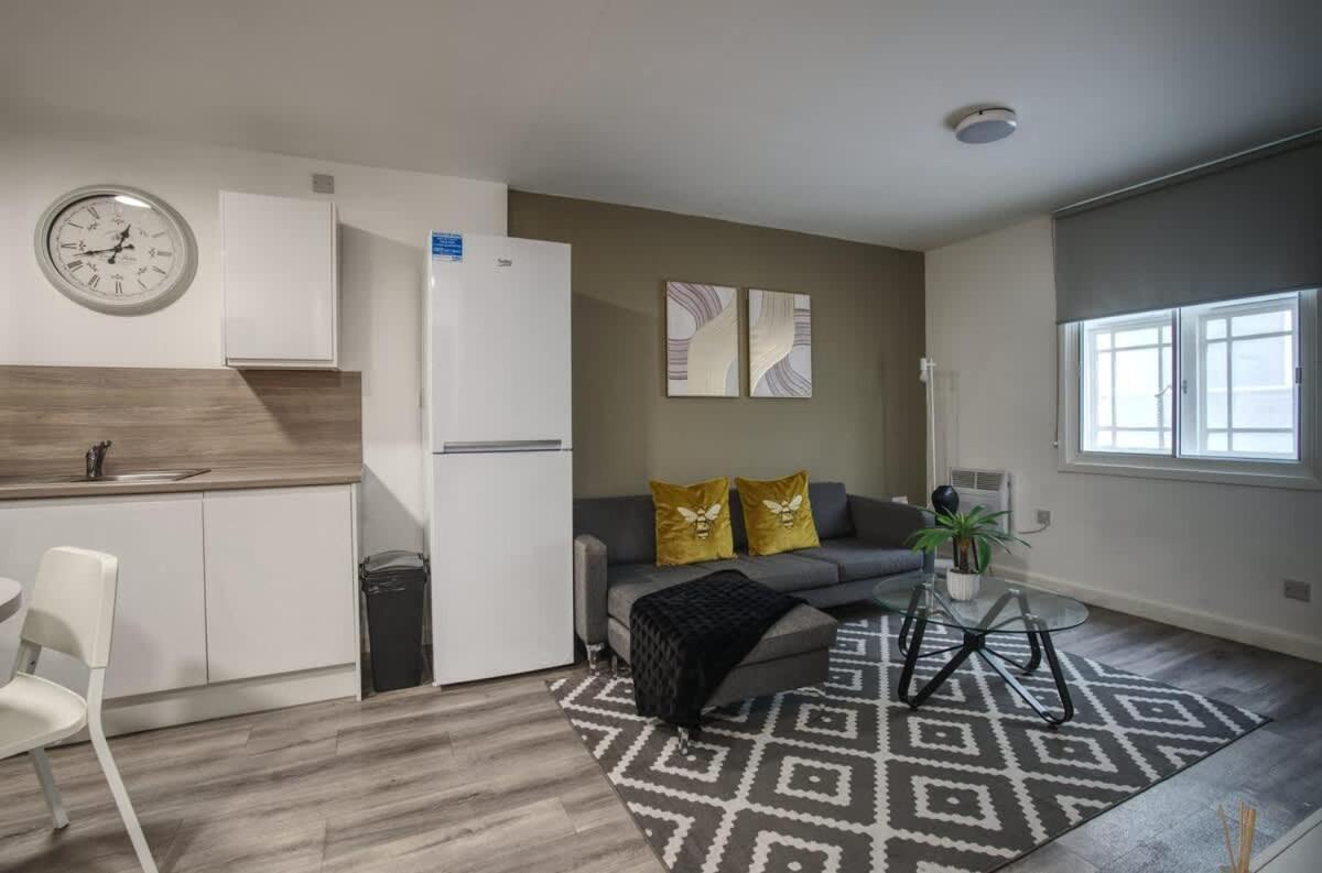 2Br City Centre Apt, Self Check In, Wifi, By Derbnb Sheffield Ngoại thất bức ảnh