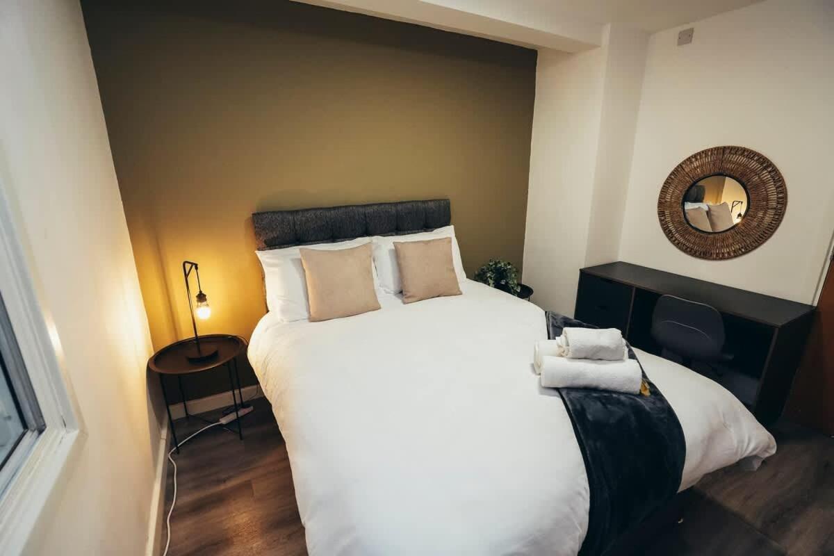 2Br City Centre Apt, Self Check In, Wifi, By Derbnb Sheffield Ngoại thất bức ảnh
