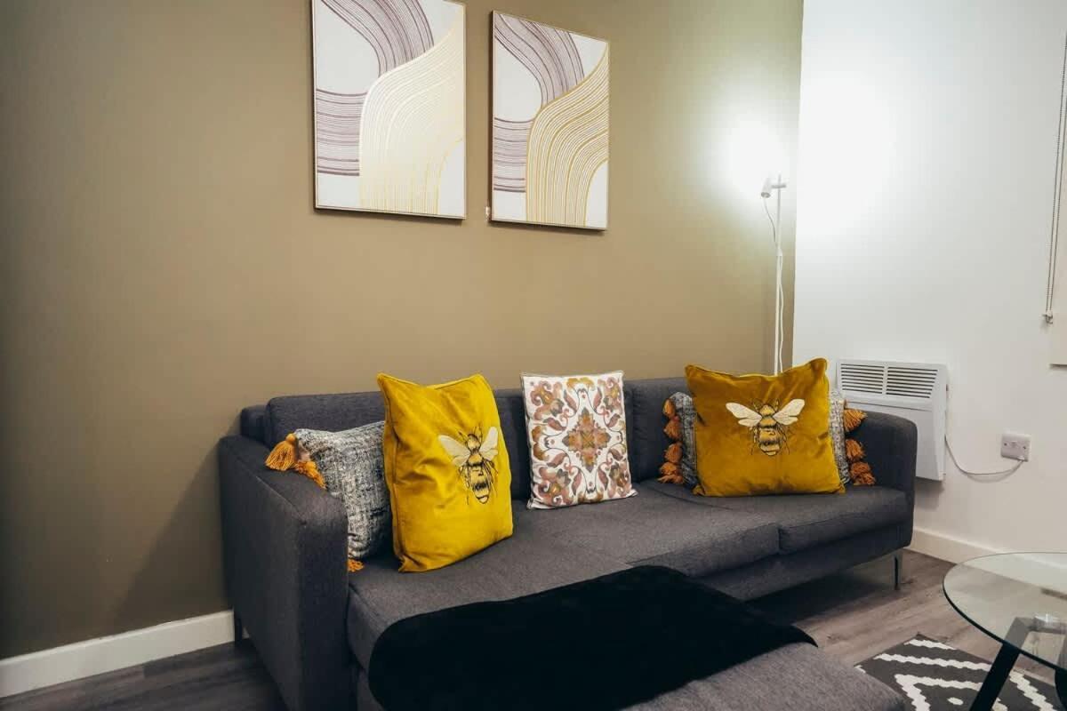 2Br City Centre Apt, Self Check In, Wifi, By Derbnb Sheffield Ngoại thất bức ảnh