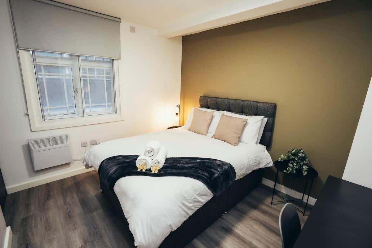 2Br City Centre Apt, Self Check In, Wifi, By Derbnb Sheffield Ngoại thất bức ảnh